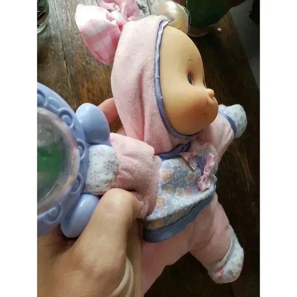 2002 FISHER PRICE MATTEL B0577 BABY PINK DOLL RATTLE soft toddler PLUSH TOY - Picture 2 of 5